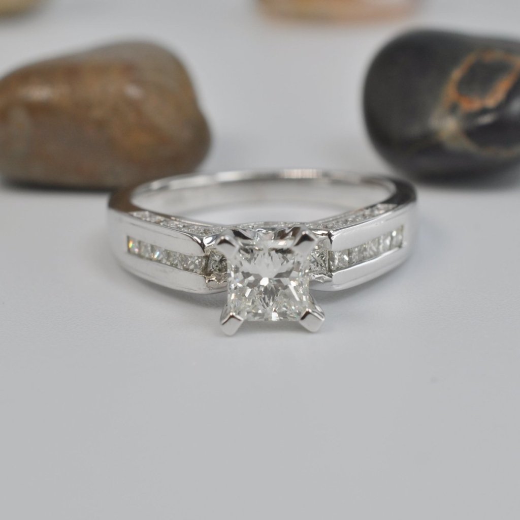 0.80 - 1.95 CT Princess & Round Cut Natural Diamonds - Engagement Ring - Primestyle.com