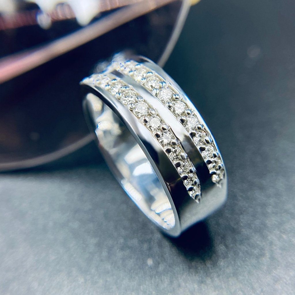 0.80 CT Round Cut Natural Diamonds - Mens Wedding Bands - Primestyle.com