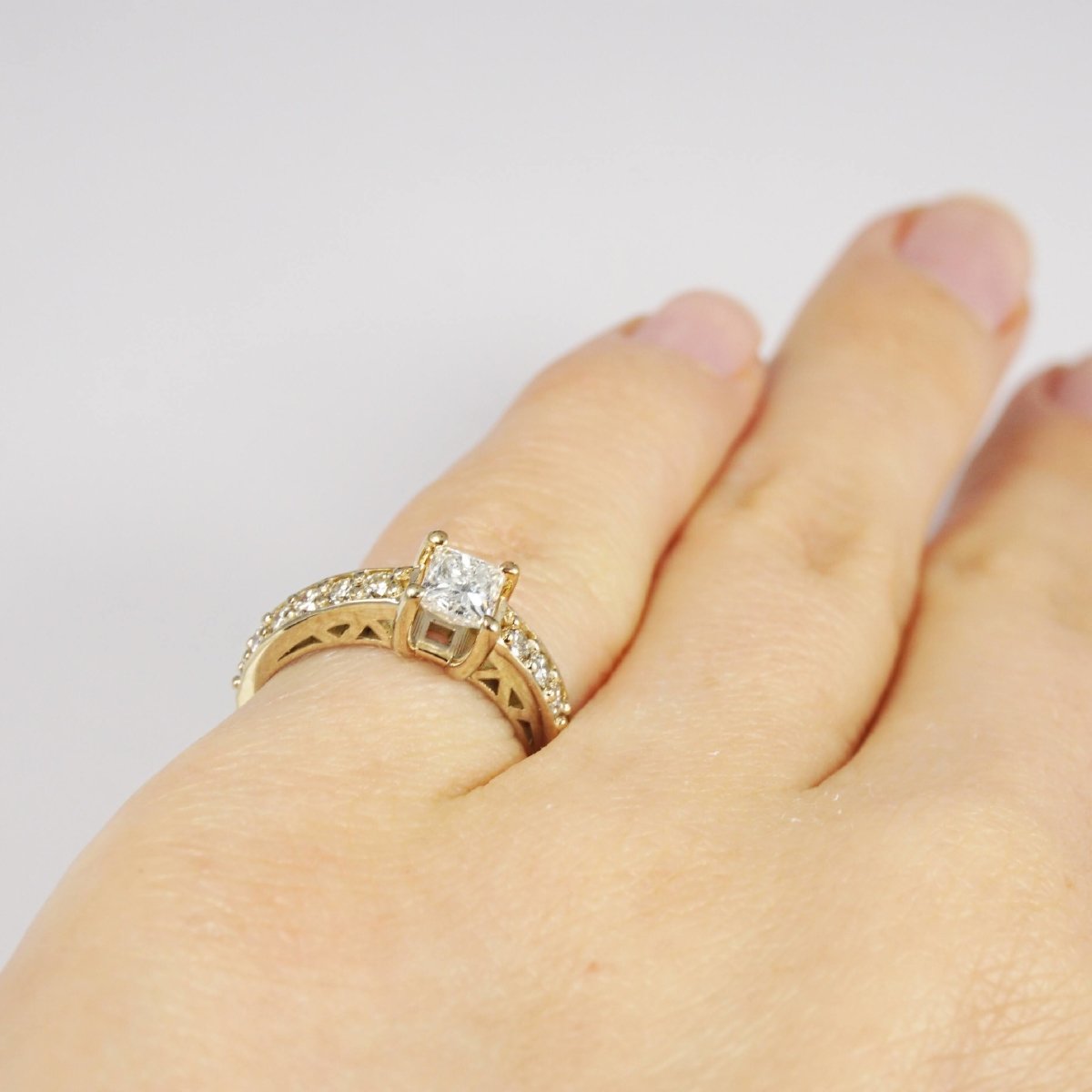 0.85-2.00 CT Princess & Round Cut Natural Diamonds - Engagement Ring