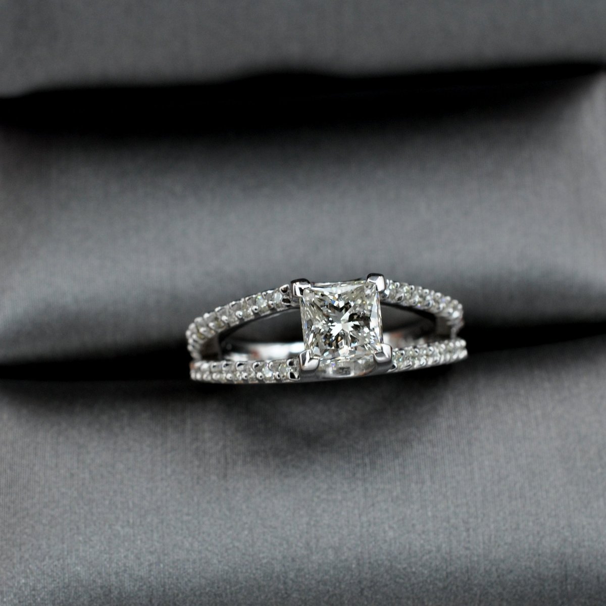 0.85-2.00 CT Round &amp; Princess Cut Diamonds - Engagement Ring - Primestyle.com