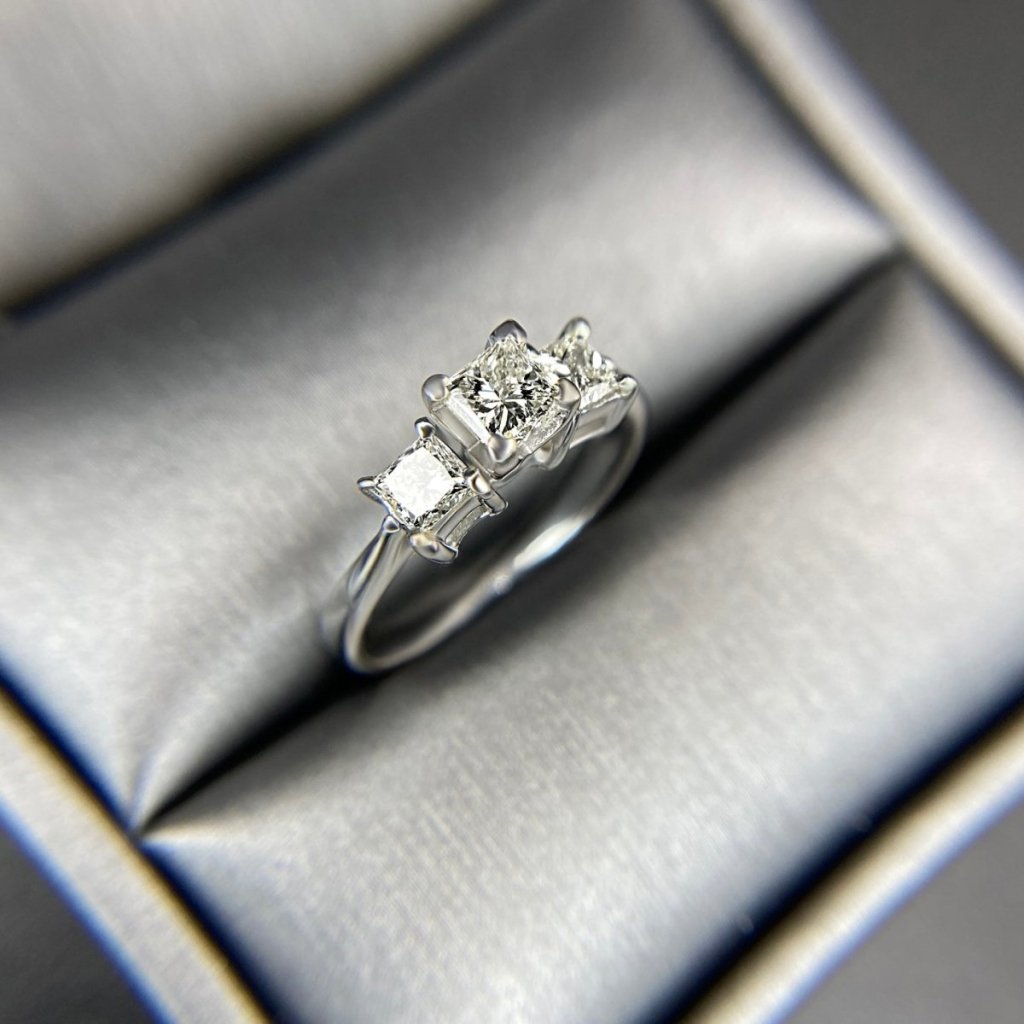 0.90 CT Princess Cut Natural Diamonds - Three Stone Rings
