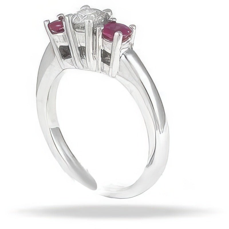 0.90 CT Round Cut Rubies & Diamonds - Three Stone Ring - Primestyle.com
