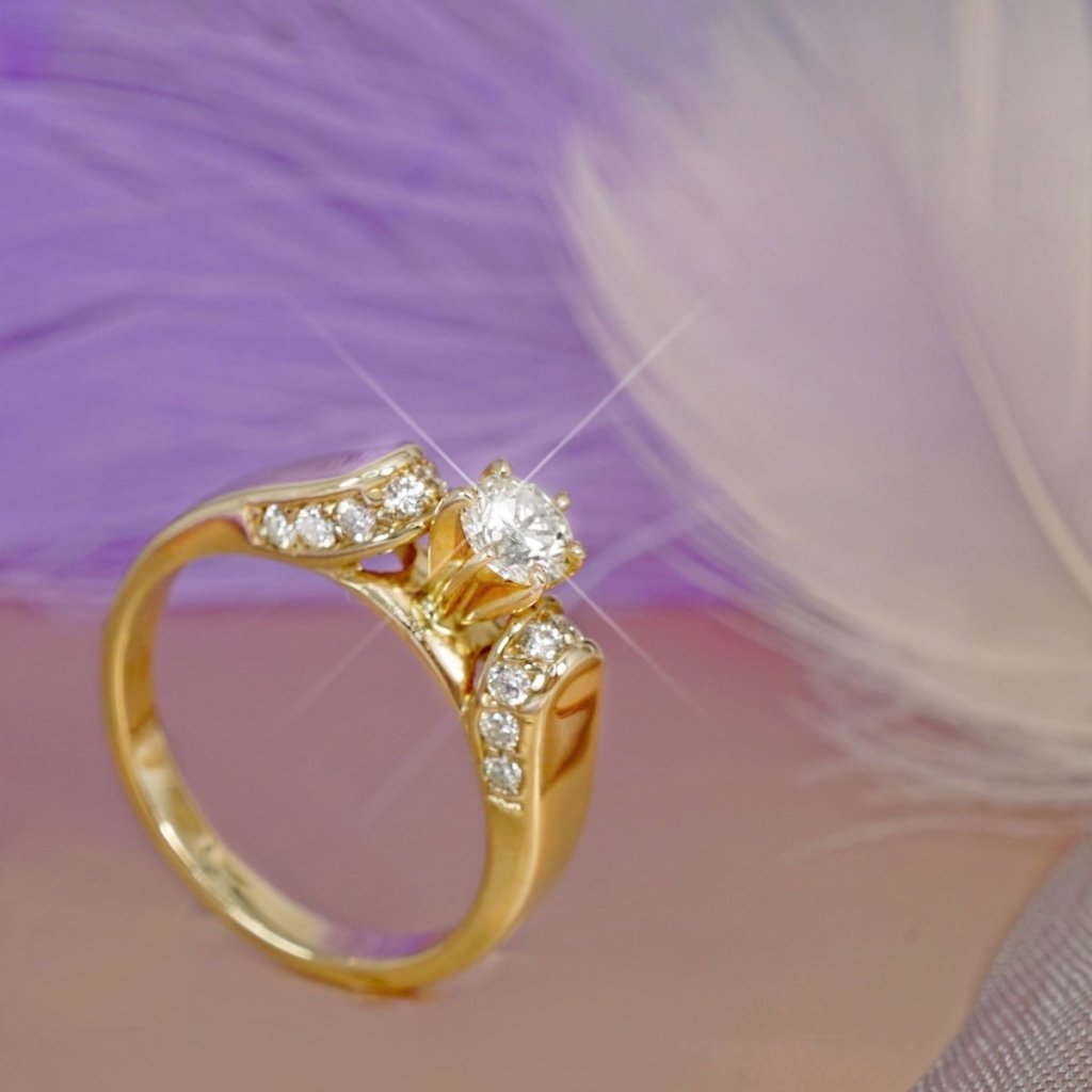 1.00 - 2.15 CT Pear & Round Cut Natural Diamonds - Engagement Ring - Primestyle.com