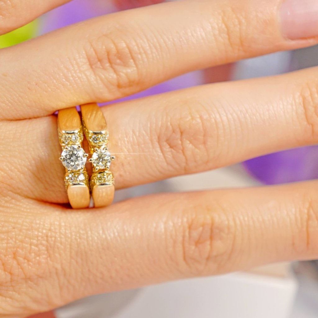 1.00 - 2.15 CT Pear & Round Cut Natural Diamonds - Engagement Ring - Primestyle.com