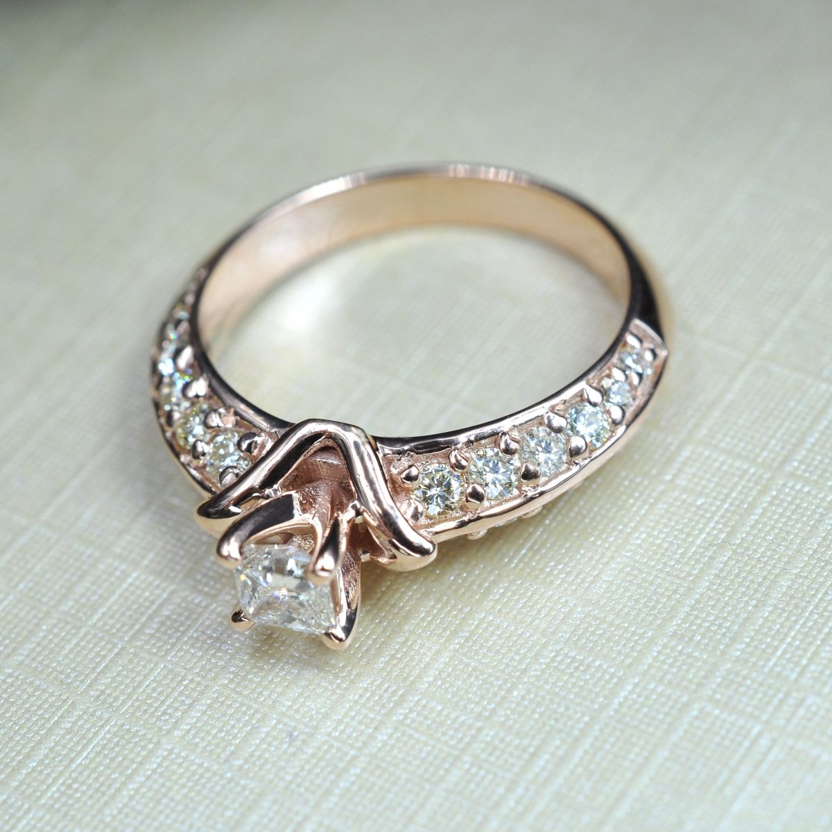 1.00-2.15 CT Round & Princess Cut Diamonds - Engagement Ring - Primestyle.com