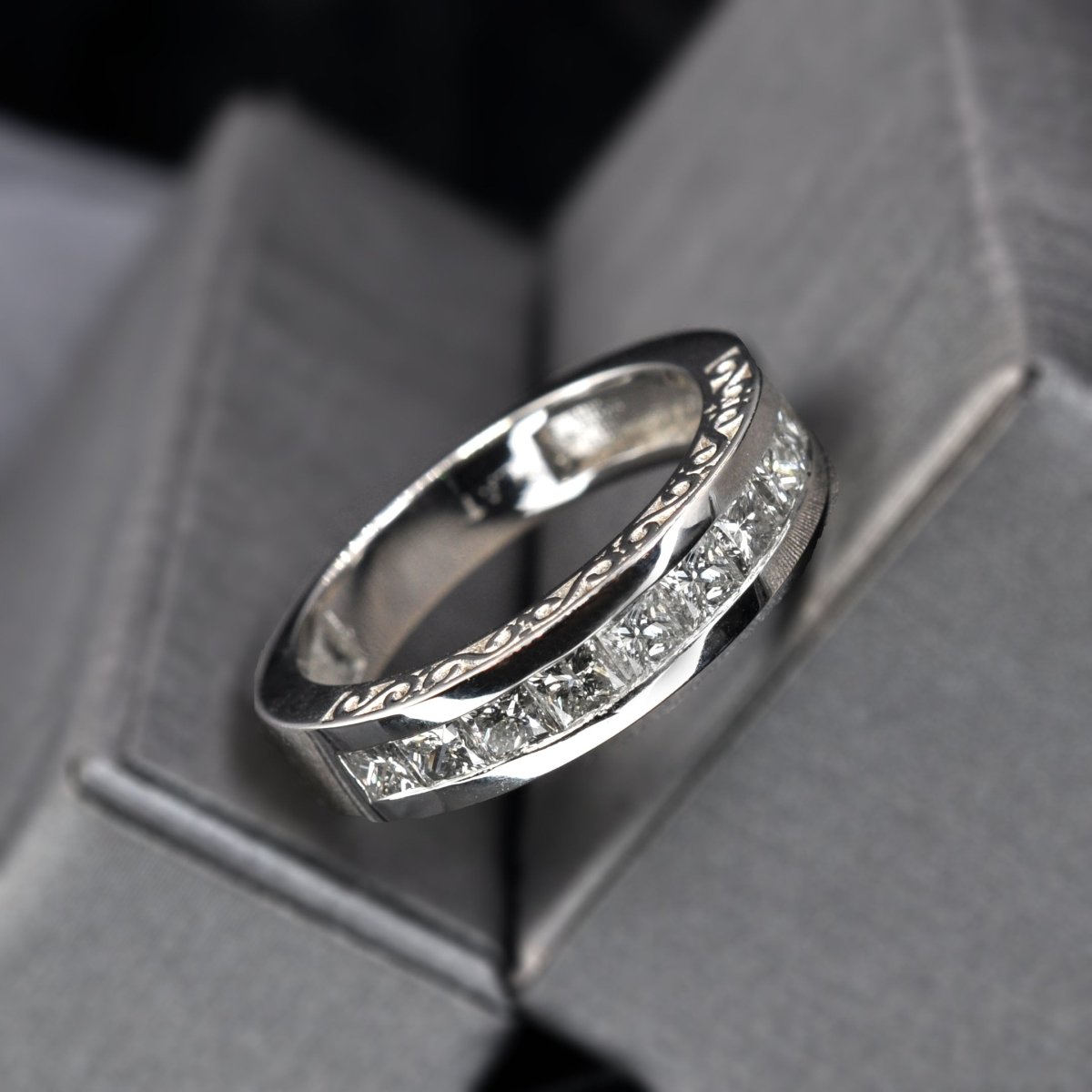 1.00 CT Princess Cut Natural Diamonds - Wedding Band