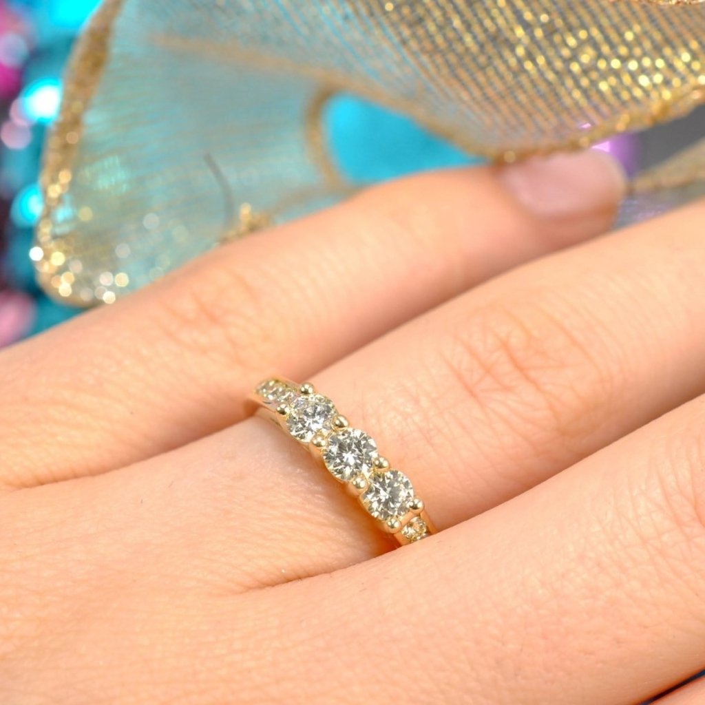 1.00 CT Round Cut Natural Diamonds - Wedding Band