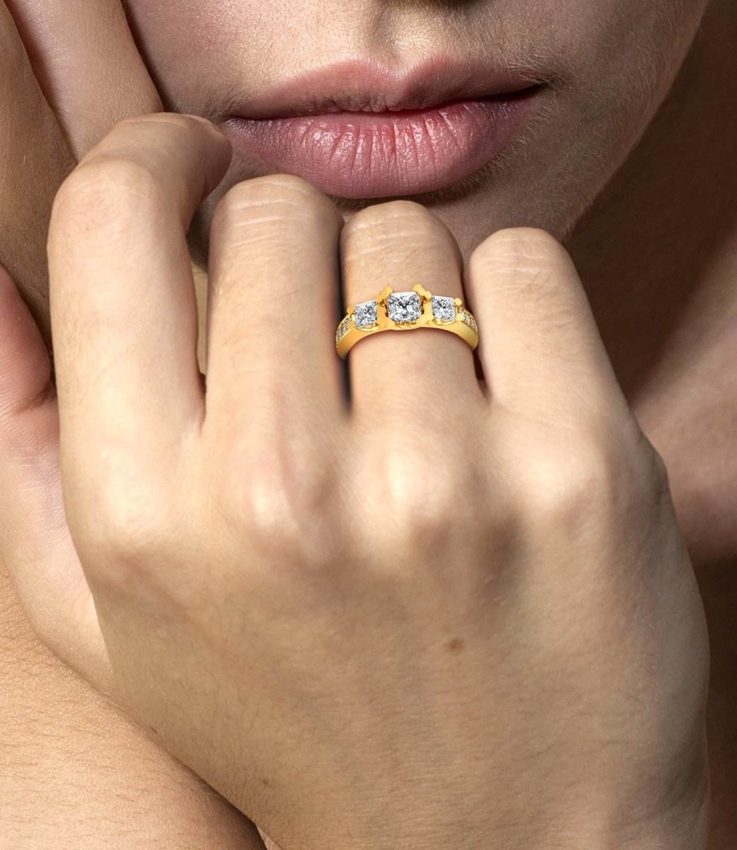 1.01-1.11 CT Princess & Round Cut Diamonds - Three Stone Ring