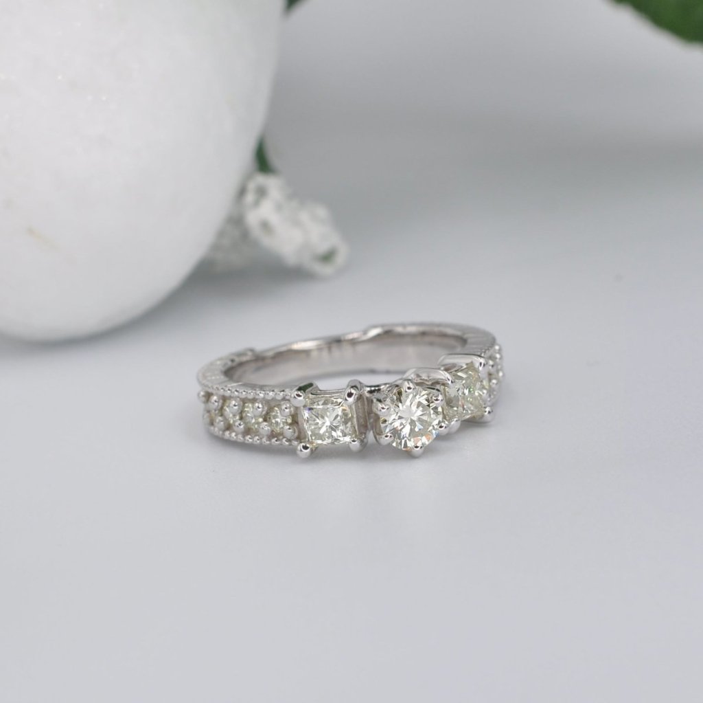 1.05 - 2.20 CT Princess & Round Cut Natural Diamonds - Engagement Ring - Primestyle.com