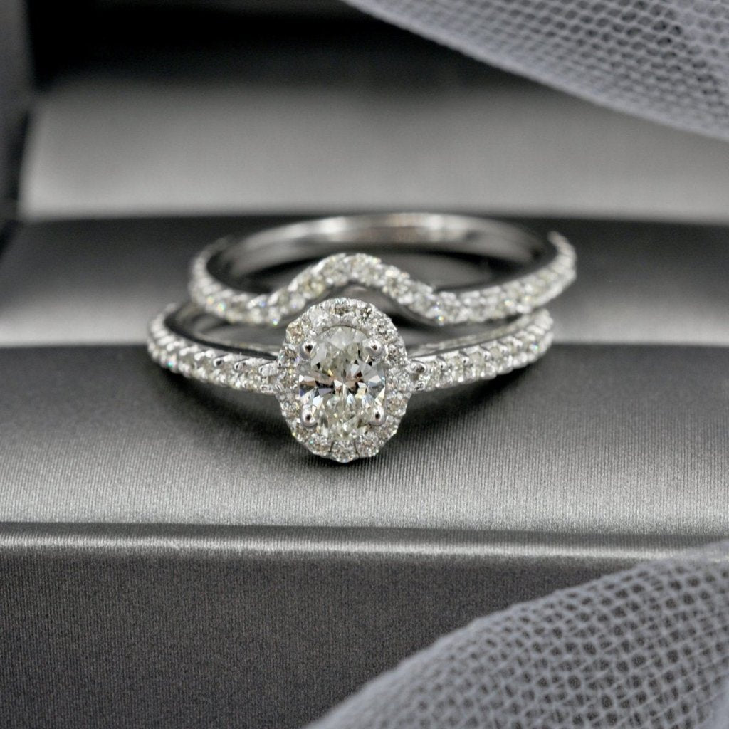 1.10-2.25 CT Oval & Round Cut Natural Diamonds - Bridal Set