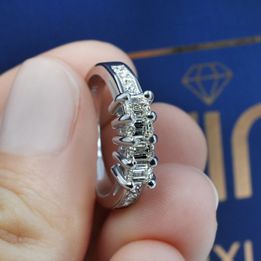 1.10 CT Emerald & Princess Cut Natural Diamonds - Wedding Band - Primestyle.com