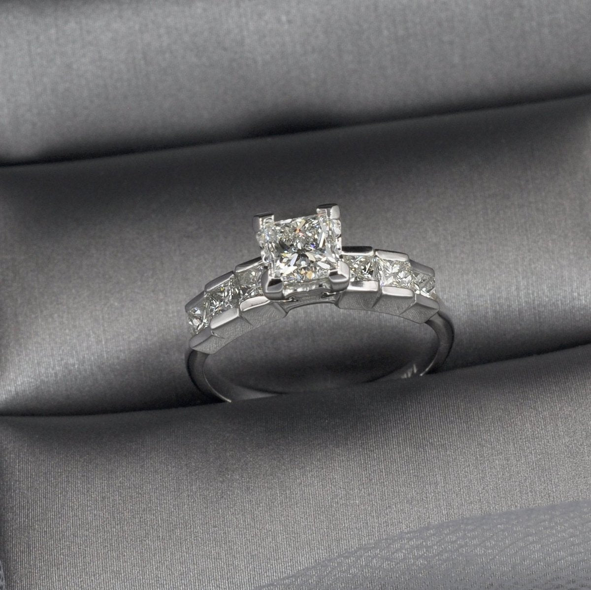 1.15-2.30 CT Princess Cut Diamonds - Engagement Ring - Primestyle.com