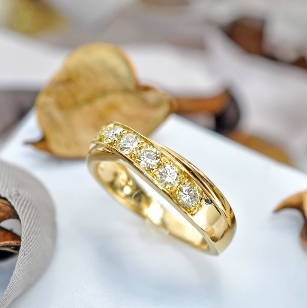 1.20 CT Round Cut Natural Diamonds - Mens Wedding Bands - Primestyle.com