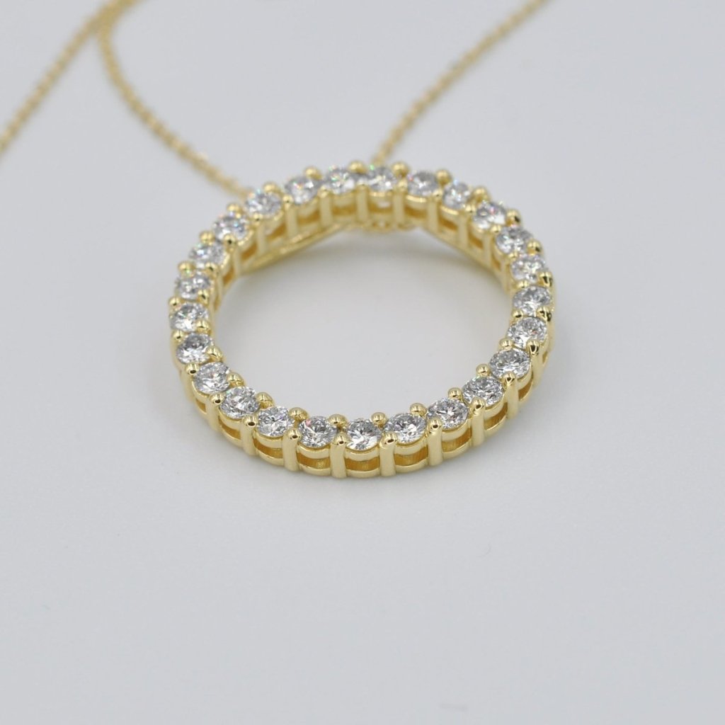 1.25 CT Round Cut Natural Diamonds - Diamond Pendants
