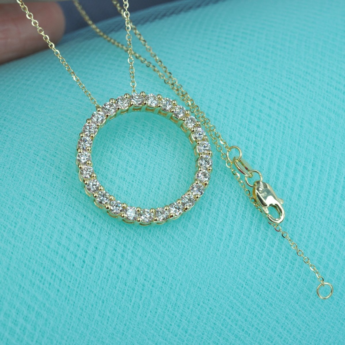 1.25 CT Round Cut Diamonds - Diamond Pendant - Primestyle.com