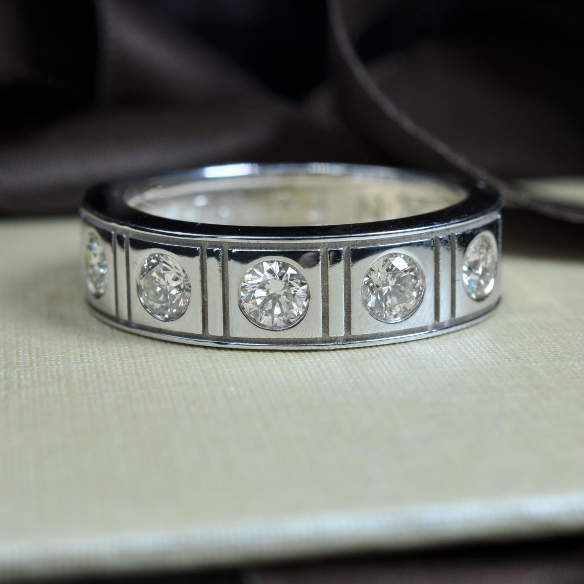 1.50 CT Round Cut Natural Diamonds - Mens Wedding Bands