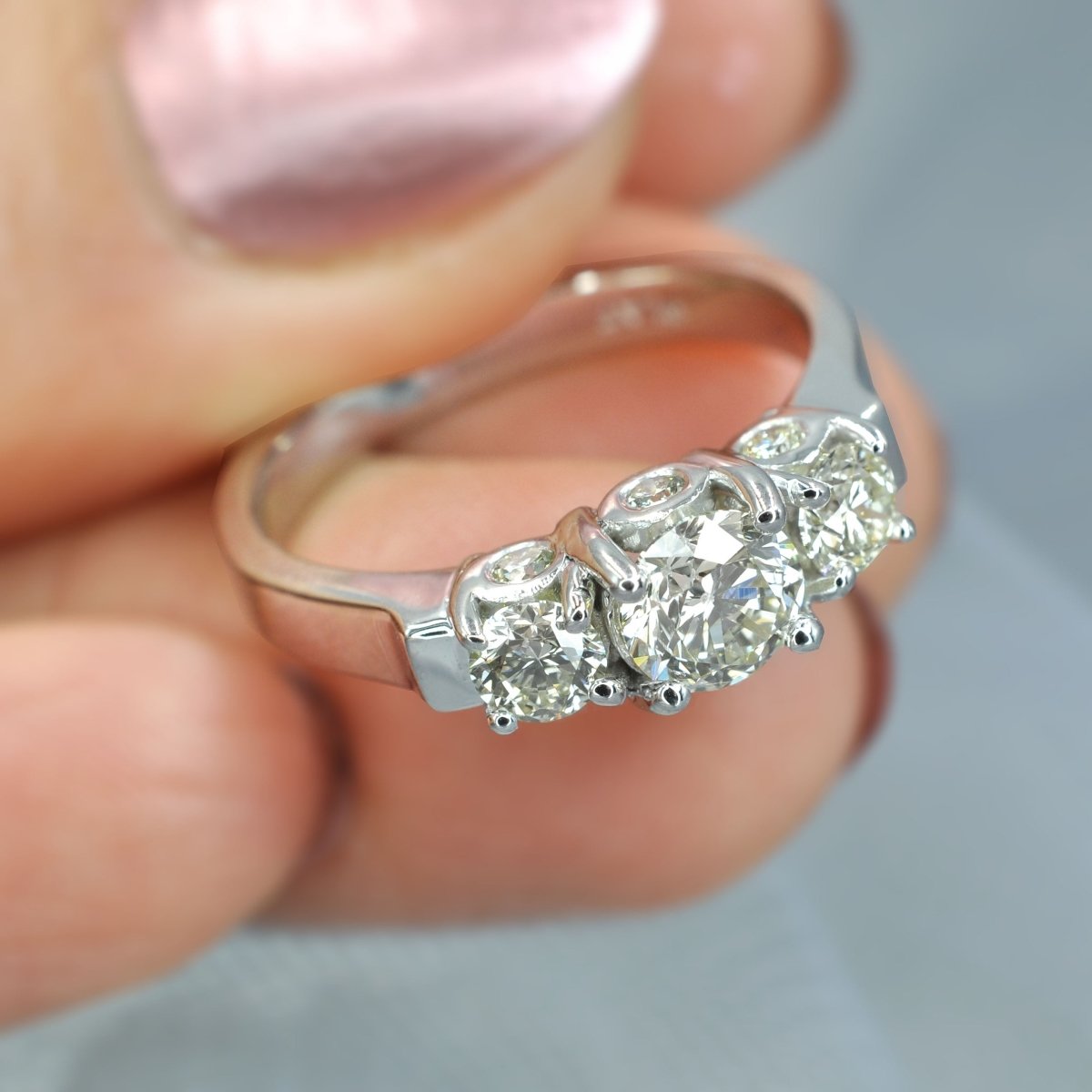 1.55 CT Round Cut Diamonds - Three Stone Ring - Primestyle.com