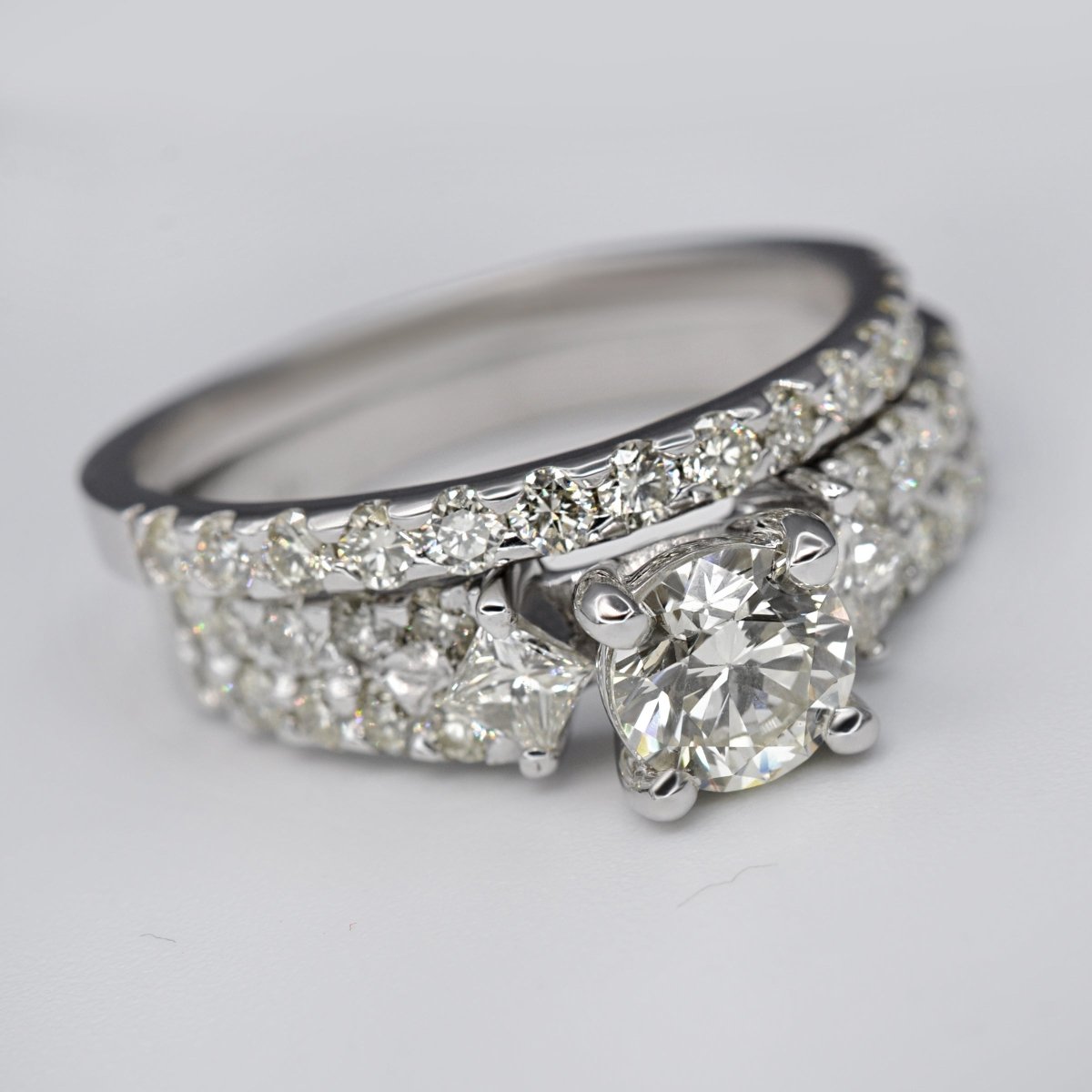 1.90-3.05 CT Round &amp; Princess Cut Diamonds - Bridal Set - Primestyle.com