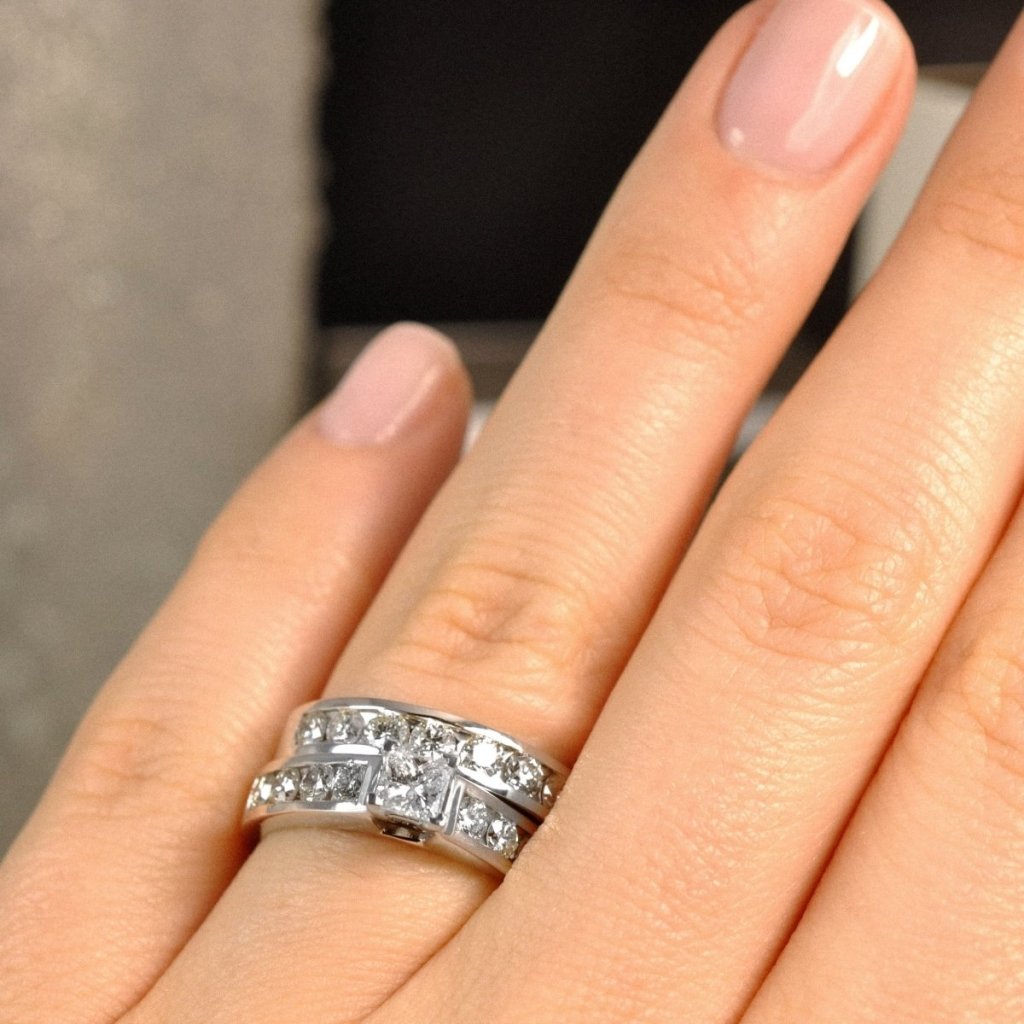 1.95-3.10 CT Princess & Round Cut Natural Diamonds - Bridal Set