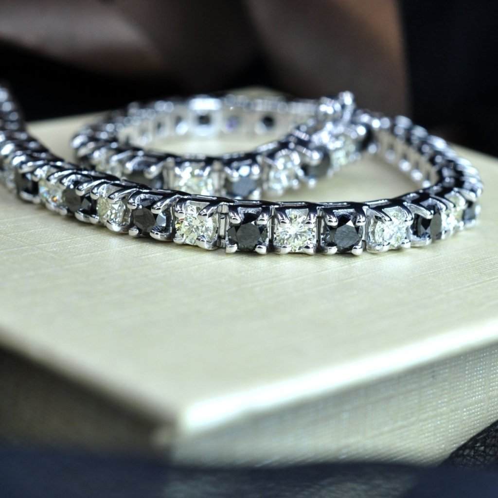 2.00 - 10.50 CT Round Cut Black Diamonds & Diamonds - Tennis Bracelet - Primestyle.com