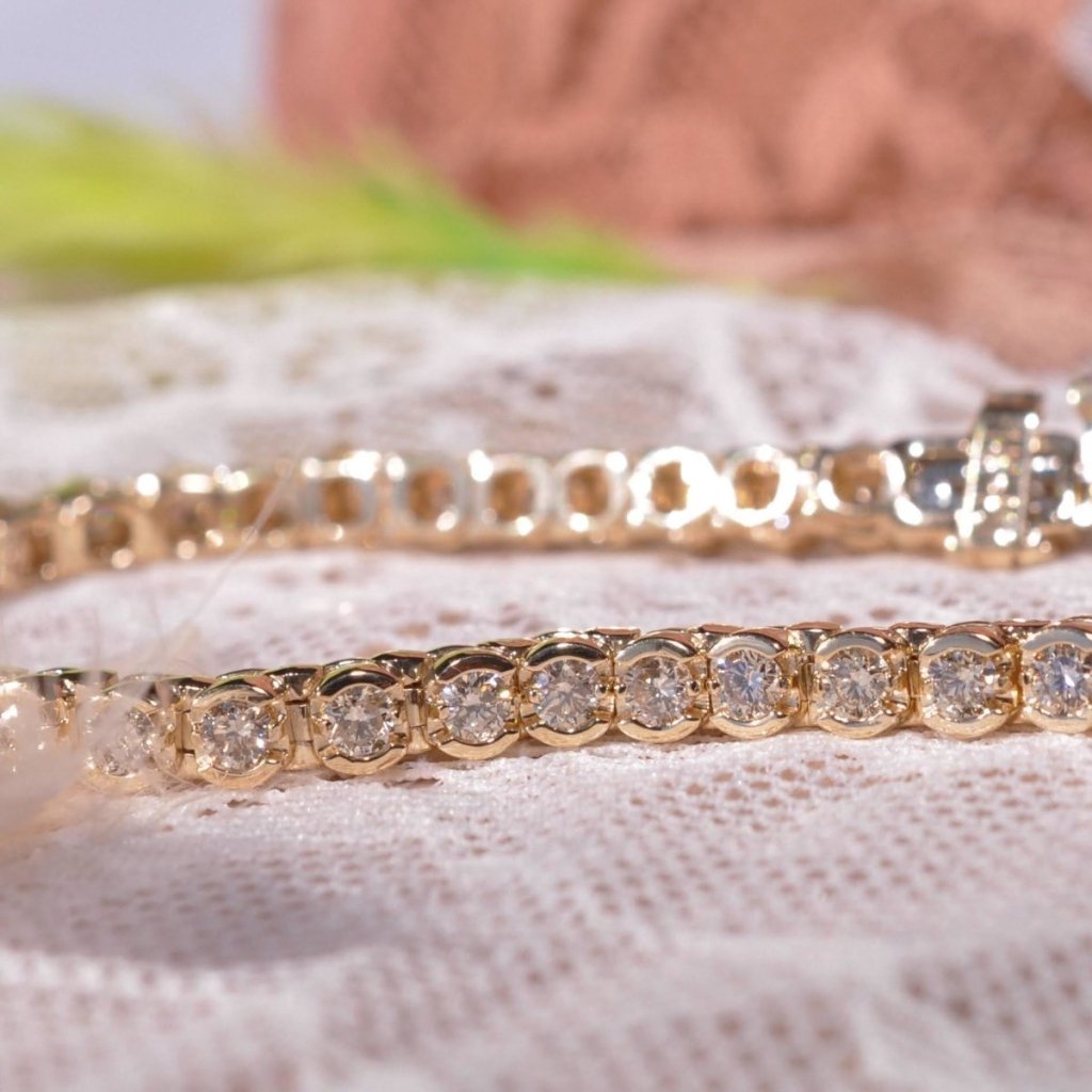 2.00-3.00 CT Round Cut Natural Diamonds - Tennis Bracelet