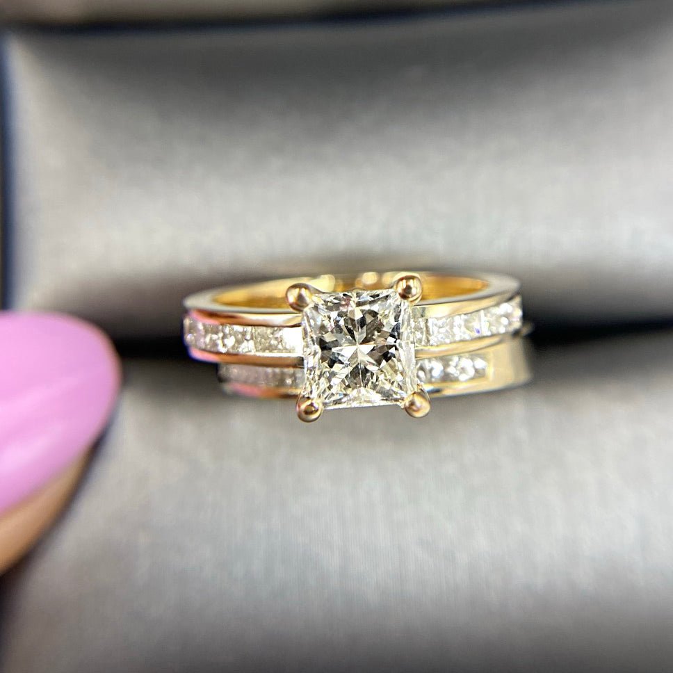 2.10-3.25 CT Princess Cut Natural Diamonds - Bridal Set