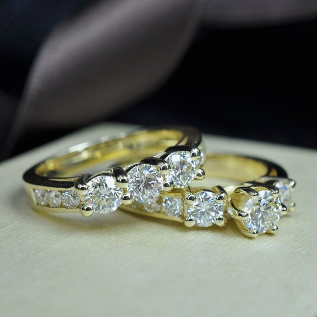 2.15 - 3.30 CT Princess & Round Cut Natural Diamonds - Bridal Set - Primestyle.com