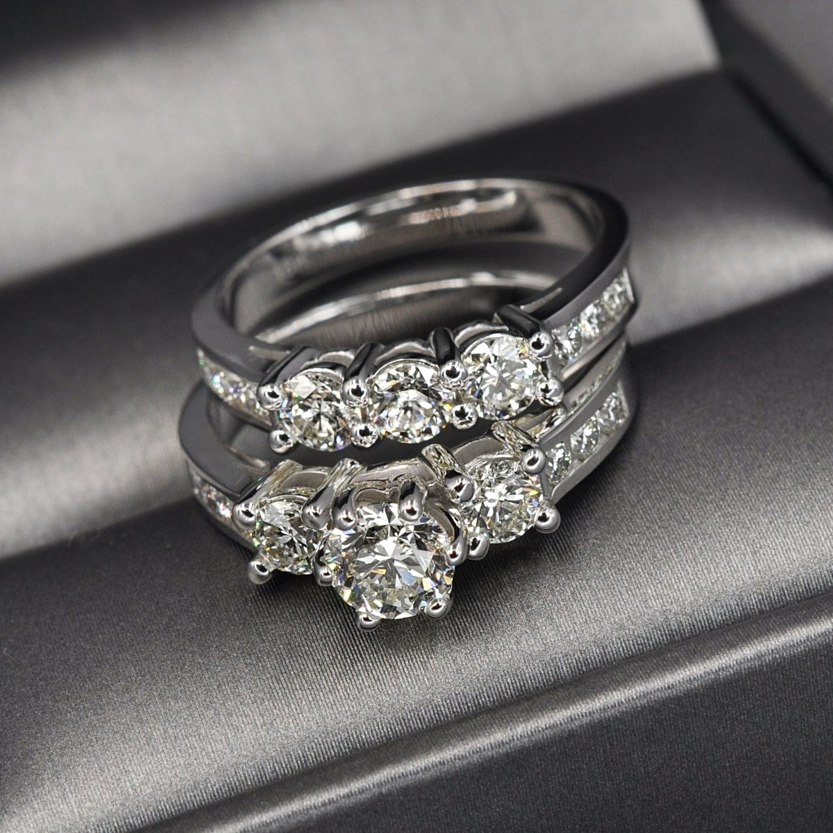 2.15-3.30 CT Round &amp; Princess Cut Diamonds - Bridal Set - Primestyle.com