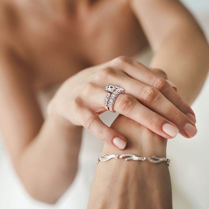 2.65 - 8.15 CT Emerald & Round Cut Diamonds - Bridal Set - Primestyle.com