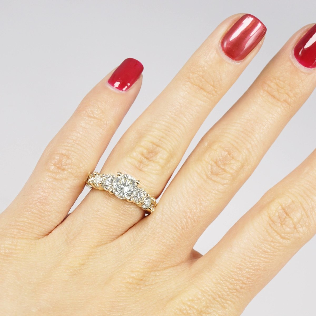 2.85-4.00 CT Round Cut Diamonds - Engagement Ring - Primestyle.com