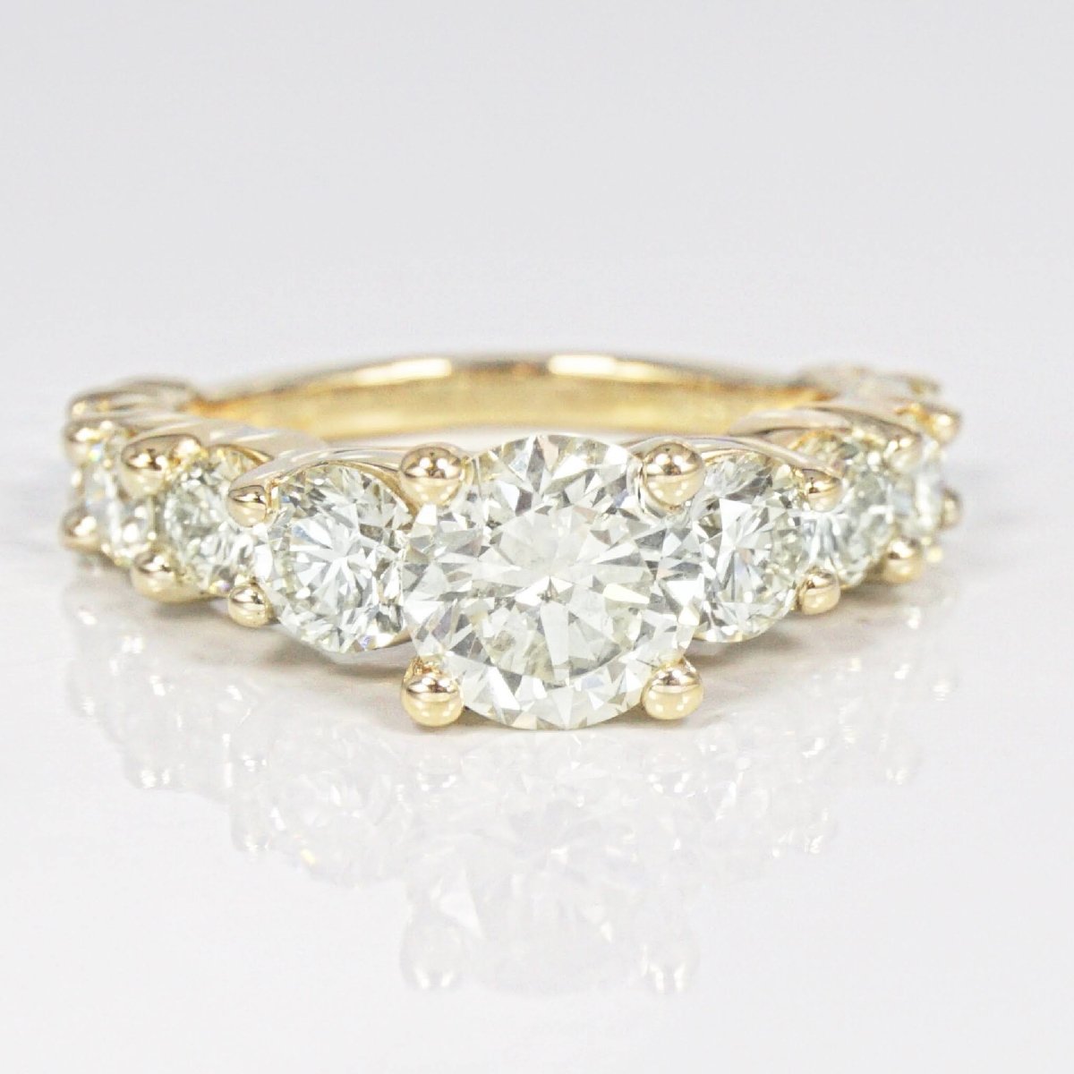 2.85-4.00 CT Round Cut Diamonds - Engagement Ring - Primestyle.com
