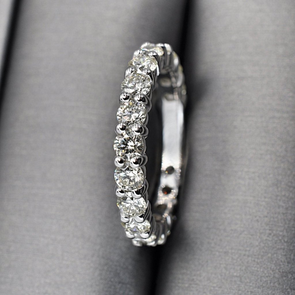 2.90 CT Round Cut Natural Diamonds - Wedding Band