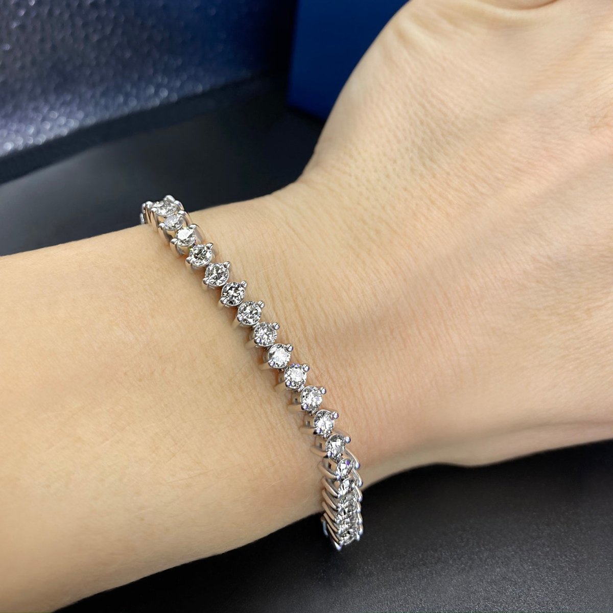 3.00-8.00 CT Round Cut Diamonds - Tennis Bracelet - Primestyle.com