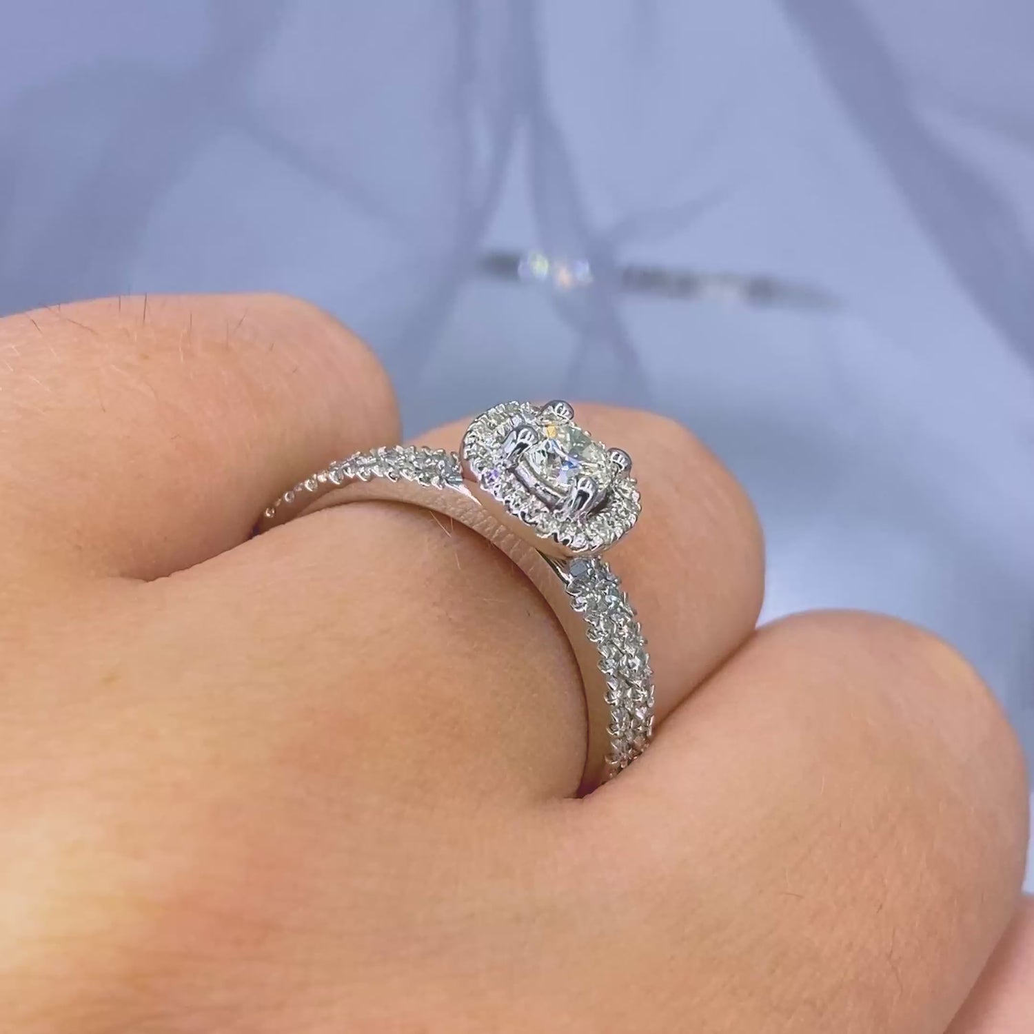 Authentic 1.00CT Round Cut Diamond Bridal Set in Platinum