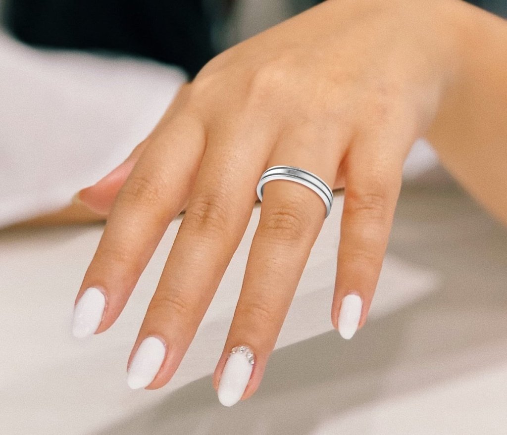 4.0 mm Plain Wedding Band in 14KT, 18KT & Platinum - Primestyle.com