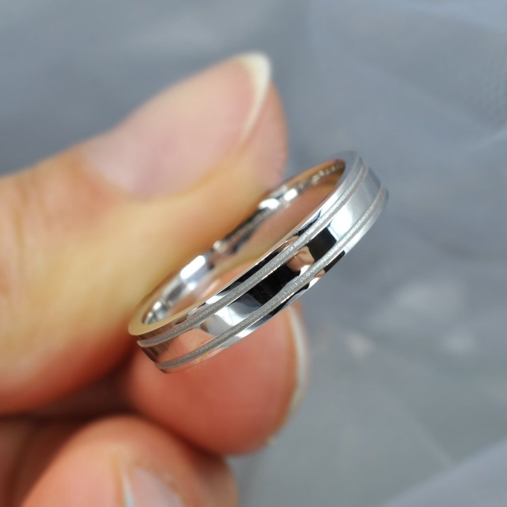 4.0 mm Plain Wedding Band in 14KT, 18KT & Platinum - Primestyle.com