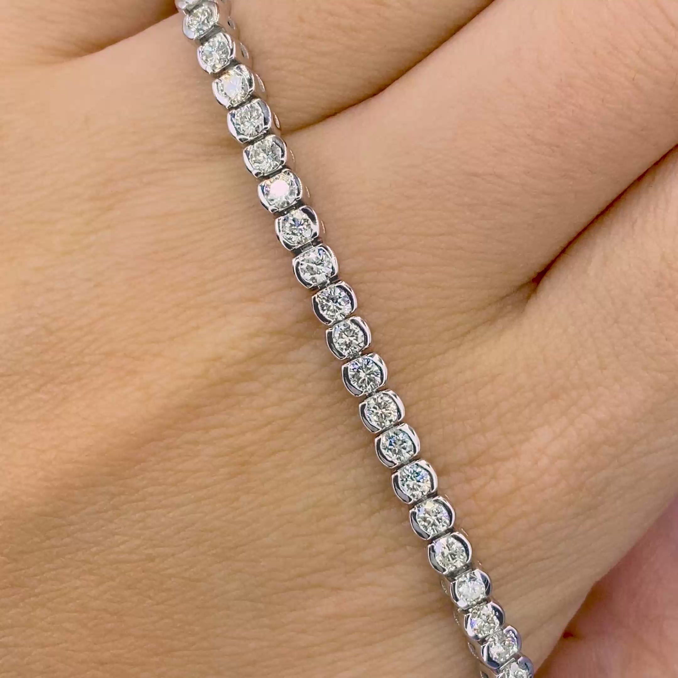 Exquisite 4.00CT Round Cut Diamond Tennis Bracelet in 14KT White Gold