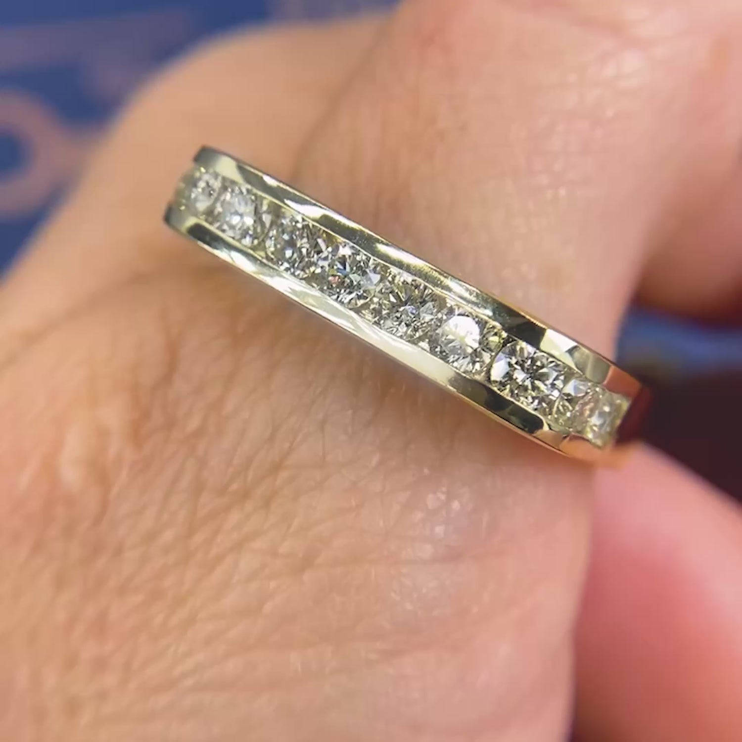 Elegant 1.50 CT Round Cut Diamond Mens Wedding Band in 18KT Yellow Gold