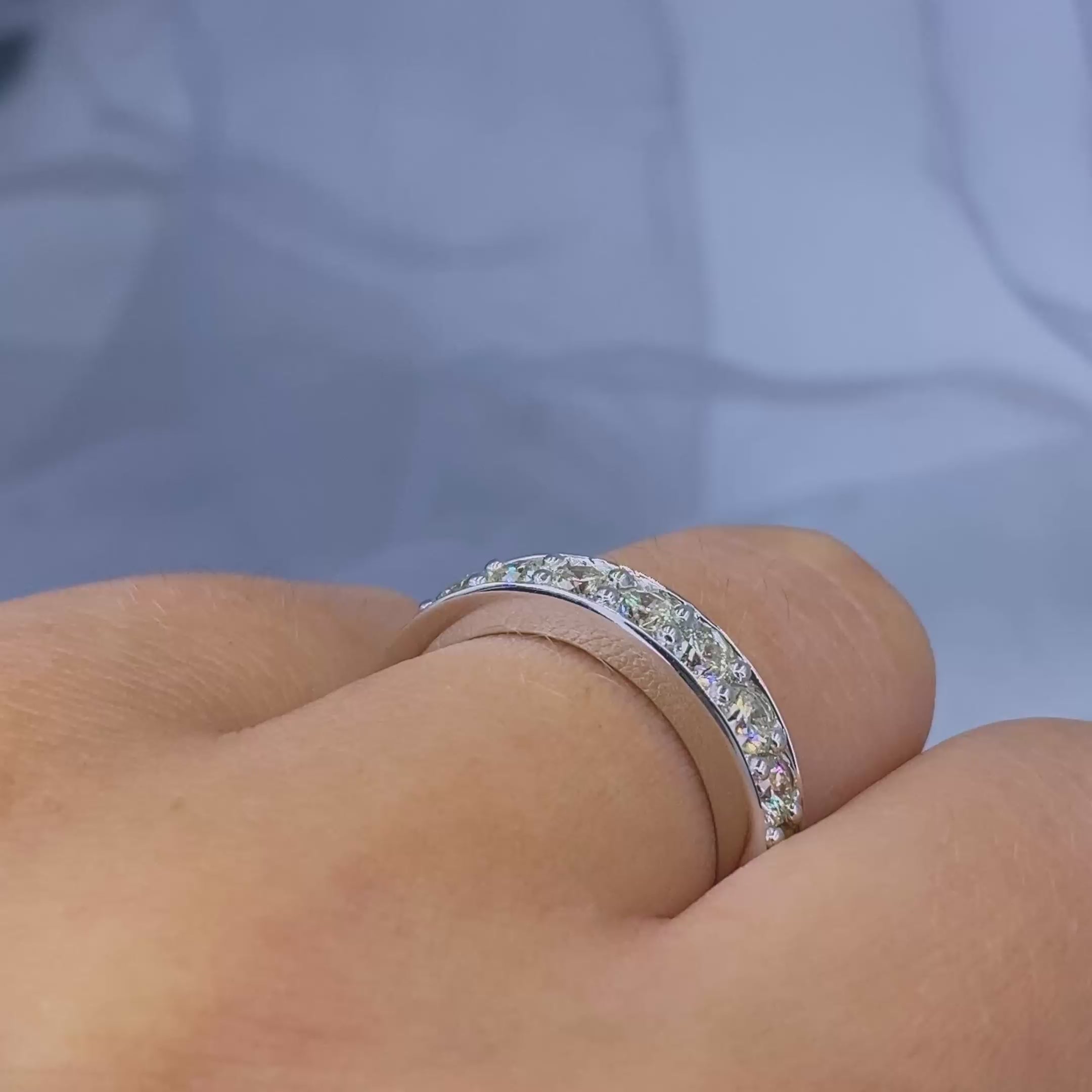 Rare 1.60 CT Round Cut Diamond Wedding Band in 14 KT White Gold