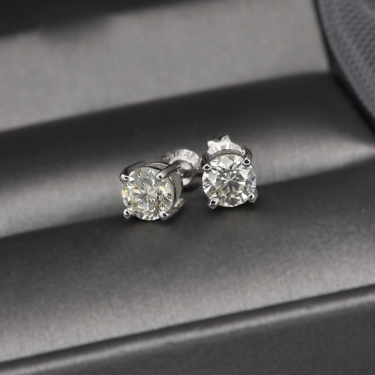 Bargain 0.50 CT Round Cut Diamond Stud Earrings in 14KT White Gold - Primestyle.com