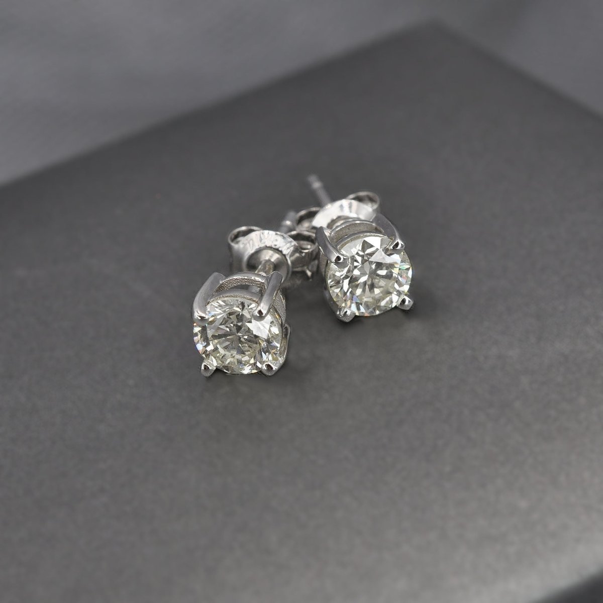 Bargain 0.50 CT Round Cut Diamond Stud Earrings in 14KT White Gold - Primestyle.com