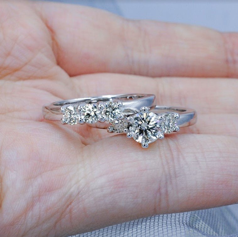 Breathtaking 2.00 CT Round Cut Diamond Bridal Set in 14 KT White Gold - Primestyle.com