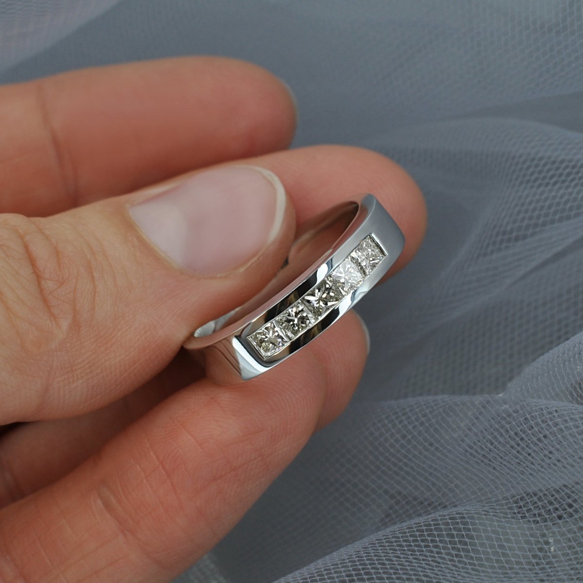 Certified 1.00CT Princess Cut Diamond Mens Wedding Ring in Platinum - Primestyle.com