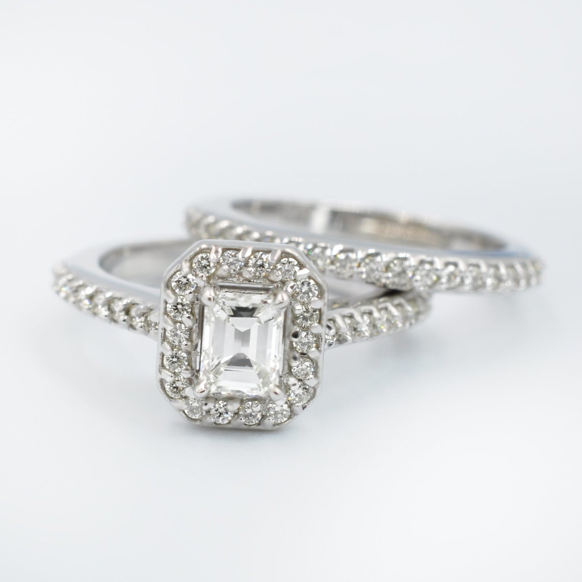 Chic 1.00 CT Diamond Emerald and Round cut Bridal Set in 14 KT White Gold - Primestyle.com