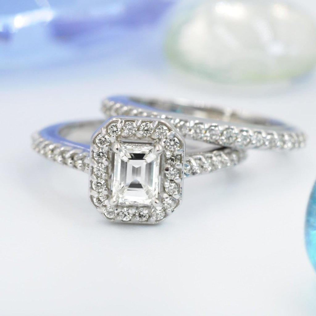 Chic 1.00 CT Diamond Emerald and Round cut Bridal Set in 14 KT White Gold