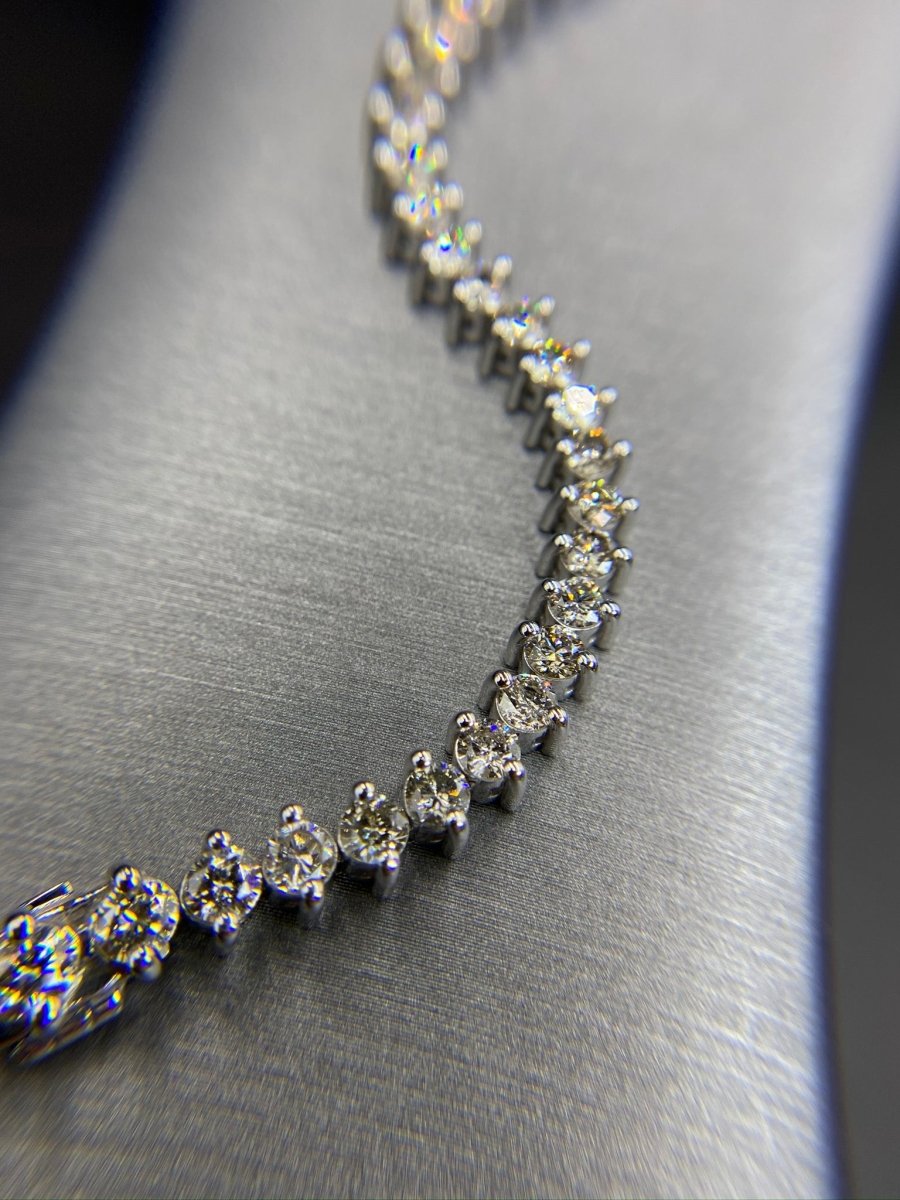 Chic 8.00 CT Round Cut Diamond Tennis Bracelet in 14KT White Gold - Primestyle.com