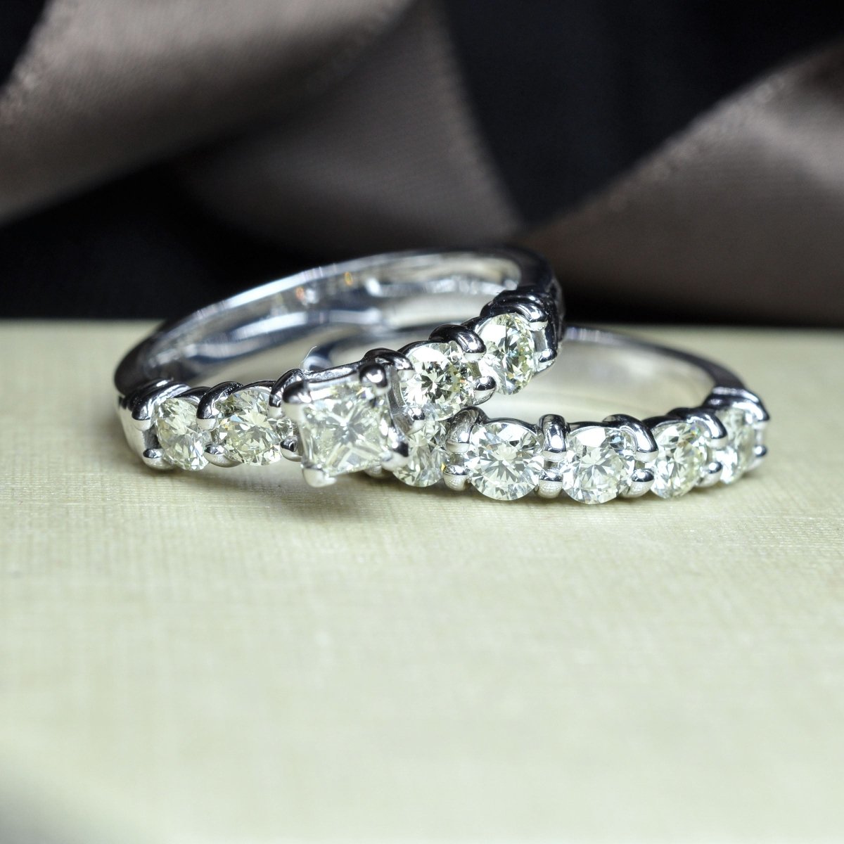 Cost-Effective 1.55CT Princess and Round Cut Diamond Bridal Set in 14KT White Gold - Primestyle.com