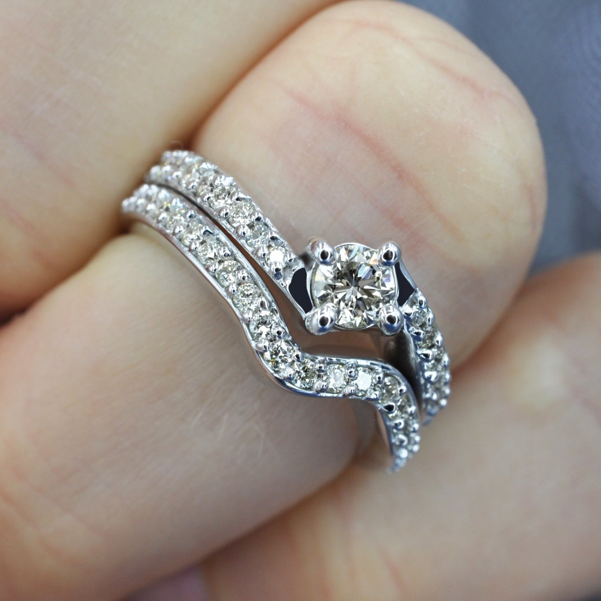 Delightful 1.05 CT Round Cut Diamond Bridal Set in 14KT White Gold