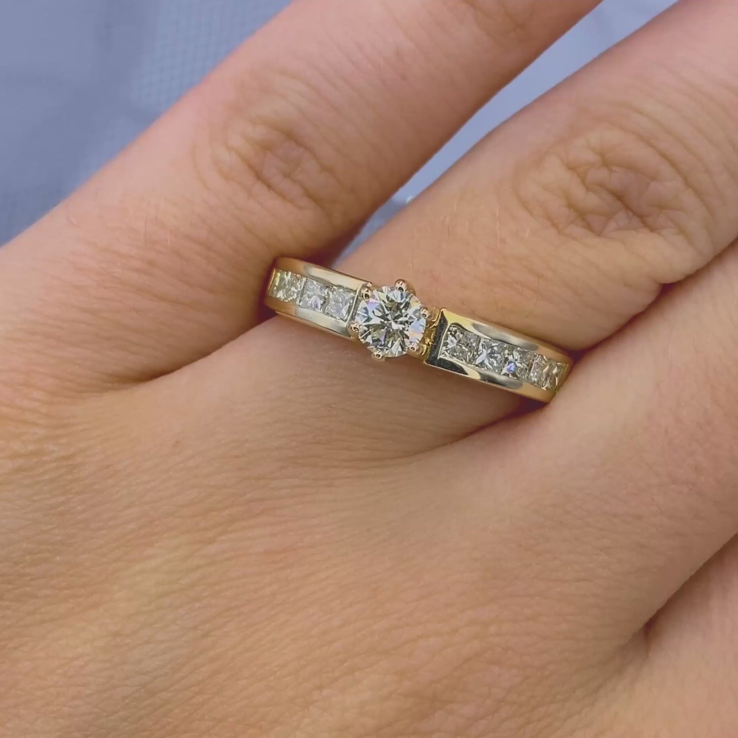 Premium 1.35CT Round and Princess Cut Diamond Engagement Ring in 14kt Yellow Gold