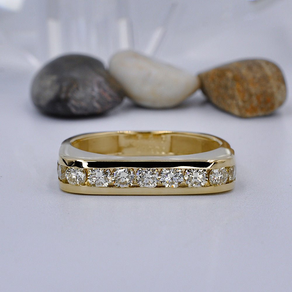 Elegant 1.50 CT Round Cut Diamond Mens Wedding Band in 18KT Yellow Gold - Primestyle.com